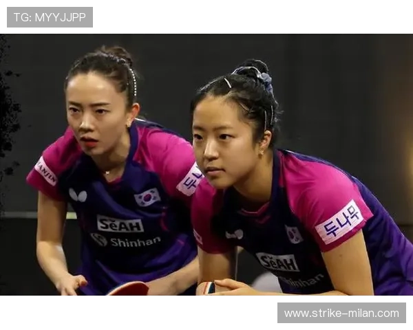 足球球星激情挑战赛激烈上演 突破极限展现超凡技巧与默契配合